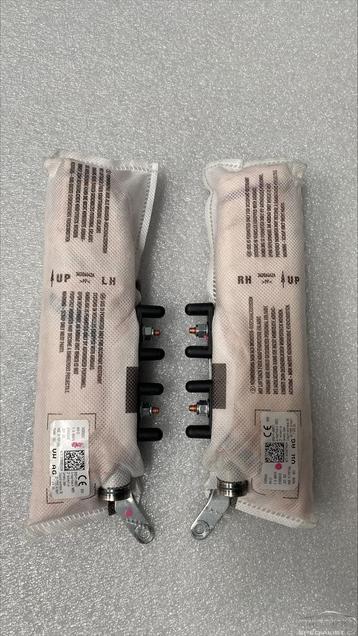 Audi A1 6F0880241 6F0880242 stoel airbag L-R model 2018+ GBA beschikbaar voor biedingen