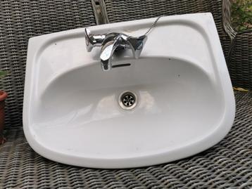 Wasbak 50 cm breed 37 diep. Compleet wel schoonmaken beschikbaar voor biedingen