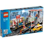 LEGO City 7637: Boerderij     * 't LEGOhuis *, Kinderen en Baby's, Speelgoed | Duplo en Lego, Ophalen of Verzenden, Nieuw, Complete set