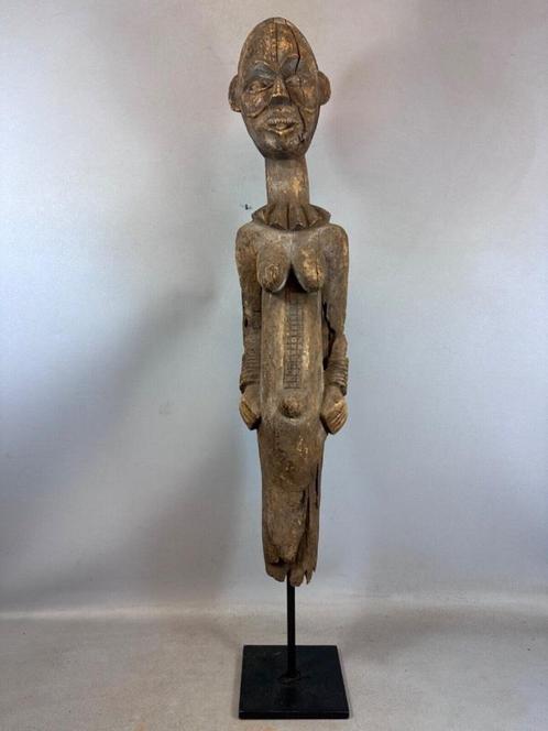 241218 oud Afrikaans Bakongo beeld op stand uit Congo., Antiek en Kunst, Kunst | Niet-Westerse kunst, Ophalen of Verzenden