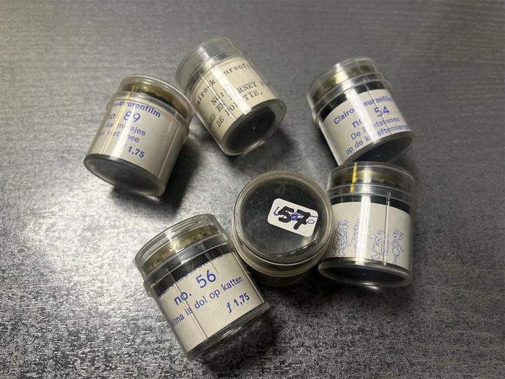 filmpjes FLINTSTONES - clairo filmstrips voor toverlantaarn, Boeken, Stripboeken, Gelezen, Eén stripboek, Ophalen of Verzenden