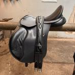 Wintec 500 Hart Veelzijdigheid Zadel 17,5 Inch, Dieren en Toebehoren, Paarden en Pony's | Zadels, Ophalen of Verzenden, Zo goed als nieuw
