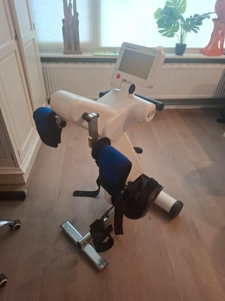 Motomed Arm- en Beentrainer - Revalidatie, Diversen, Verpleegmiddelen, Gebruikt, Ophalen