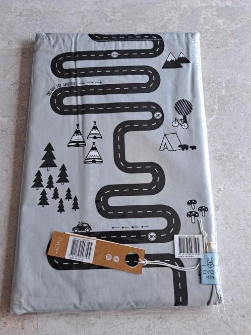 Nieuw OYOY dekbedovertrekset
Adventure 100x140cm, Kinderen en Baby's, Kinderkamer | Beddengoed, Nieuw, Dekbedovertrek, Ophalen of Verzenden