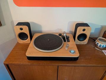 House of Marley Stir It Up platenspeler set beschikbaar voor biedingen