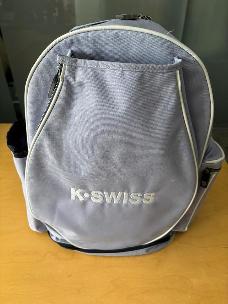 K-SWISS tennis rugtas izgst, Sieraden, Tassen en Uiterlijk, Tassen | Sporttassen, Zo goed als nieuw, Verzenden