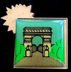 Paris- Arc de Triomphe pin- vierkant met zon, Verzenden, Nieuw, Stad of Land, Speldje of Pin