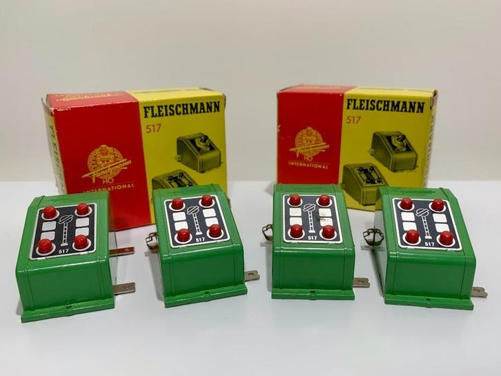 FLM: 517 set van 4 schakelkastjes -ontkoppelaar-, Hobby en Vrije tijd, Modeltreinen | H0, Gebruikt, Overige typen, Gelijkstroom