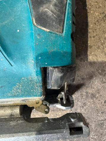 Makita DJV180 Decoupeerzaag beschikbaar voor biedingen