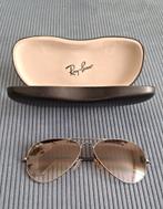 Ray-Ban RB 3025 Aviator Large Metal
Gradiënt incl koker €80, Gebruikt, Zonnebril, Bruin, Ophalen of Verzenden
