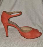 Suède Dames "UNISA" maat 40, Kleding | Dames, Schoenen, Overige kleuren, Ophalen of Verzenden, Unisa, Sneakers of Gympen