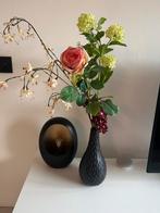 Nep bloemen / kunstbloemen met vaas, Binnen, Zo goed als nieuw, Ophalen