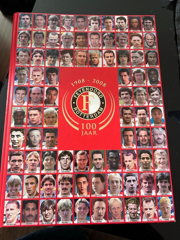 Feyenoord 100 Jaar Jubileumboek, Boeken, Sportboeken, Zo goed als nieuw, Balsport, Ophalen of Verzenden