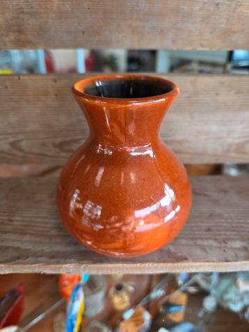 Vintage, retro West Germany vaasje 137-8 beschikbaar voor biedingen