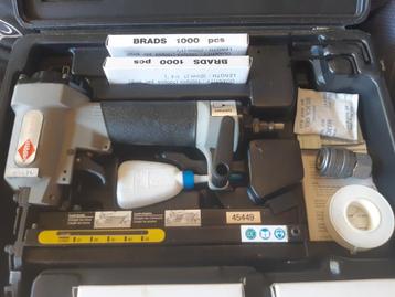 Airpress Tacker C8676 Brad Nailer Set beschikbaar voor biedingen