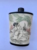 chinees snuff erotisch parfumflesje, Antiek en Kunst, Verzenden