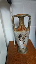 Antieke vaas met Egyptisch motief, Huis en Inrichting, Woonaccessoires | Vazen, Gebruikt, Overige kleuren, Aardewerk of Porselein