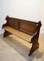 Antieke kerkbank met gotisch snijwerk, Ophalen of Verzenden