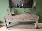 Mooie robuuste sidetable met lades., Huis en Inrichting, Tafels | Sidetables, Ophalen, Zo goed als nieuw, 150 tot 200 cm, Stoer, robuust, landelijk.