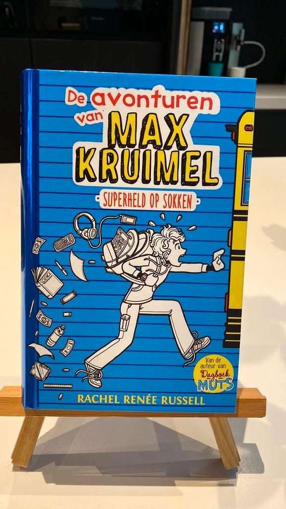 Rachel Renée Russell - Superheld op sokken, Boeken, Kinderboeken | Jeugd | 10 tot 12 jaar, Zo goed als nieuw, Ophalen of Verzenden