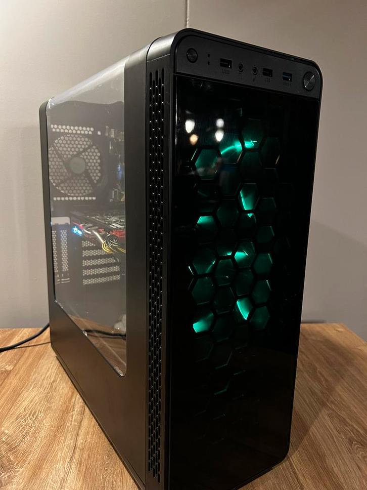 Game pc i7 gtx970, Computers en Software, Desktop Pc's, Zo goed als nieuw, 3 tot 4 Ghz, HDD, SSD, 8 GB, Met videokaart, Gaming