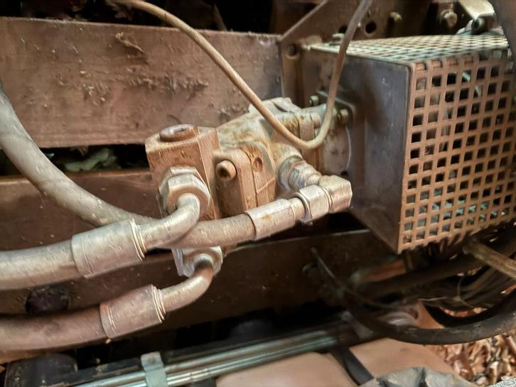 Stroomaggregaat voor Mobiele Kraan, Zakelijke goederen, Machines en Bouw | Industrie en Techniek, Ophalen