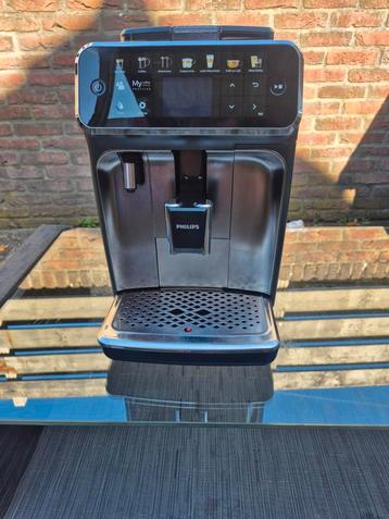 Philips Latte go ep 5444 bonen koffiemachine in nette staat beschikbaar voor biedingen