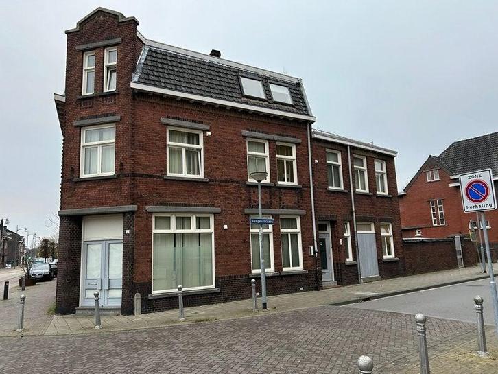 NIEUW! Woonruimte te huur Grotestraat, Tegelen, Huizen en Kamers, Huizen te huur