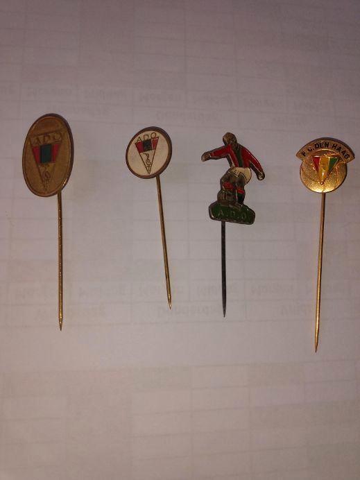 Diverse voetbalspeldjes van betaald voetbalclubs, Verzamelen, Speldjes, Pins en Buttons, Nieuw, Speldje of Pin, Sport, Ophalen of Verzenden