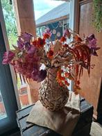 Grote goudkleurige vaas met nieuw zijden boeket bloemen, Huis en Inrichting, Ophalen, Nieuw
