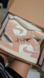 Air Jordan 1 Mid SE PS 'Legend Pink'  met 38.5, Kleding | Dames, Schoenen, Ophalen of Verzenden, Nieuw, Roze, Sneakers of Gympen