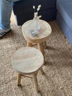 Wooden stools, Ophalen, Zo goed als nieuw, Hout