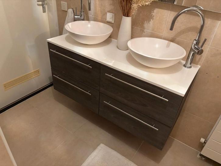 Modern badkamermeubel met 2 waskommen, 120 cm, Huis en Inrichting, Badkamer | Badkamermeubels, Gebruikt, Wastafelkast, Minder dan 100 cm