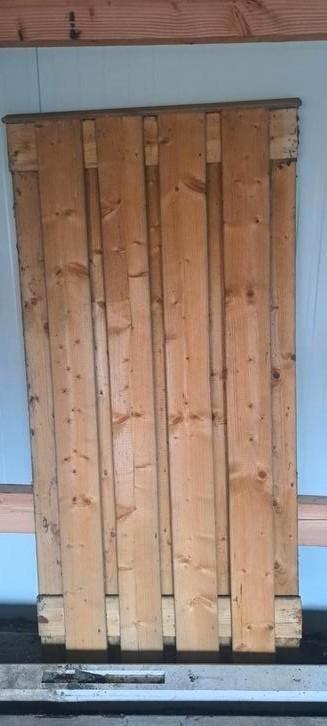 Poort, tuinscherm beschikbaar voor biedingen