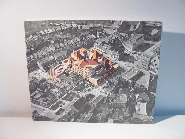 Piet Blom En De Kunst Van Het Bouwen architectuur boek, Boeken, Kunst en Cultuur | Architectuur, Gelezen, Architecten, Ophalen of Verzenden