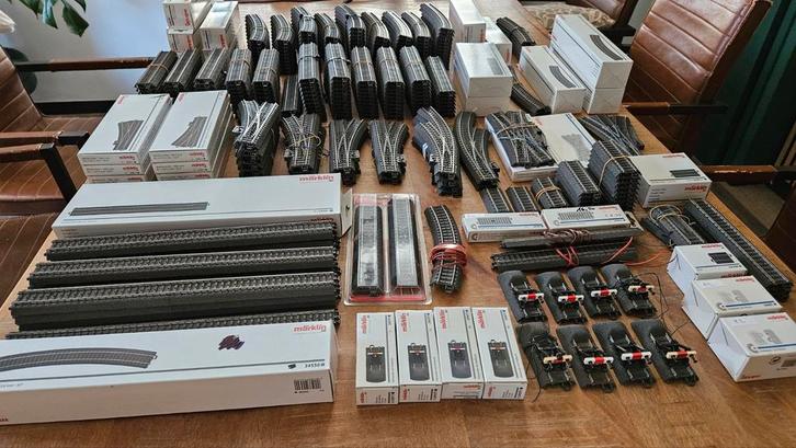Grote partij Marklin C-rails, Hobby en Vrije tijd, Modeltreinen | H0, Zo goed als nieuw, Rails, Wisselstroom, Märklin, Ophalen of Verzenden