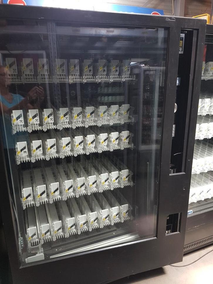 Frisdrank automaat Vendo G9 gekoeld, Verzamelen, Automaten | Overige, Ophalen