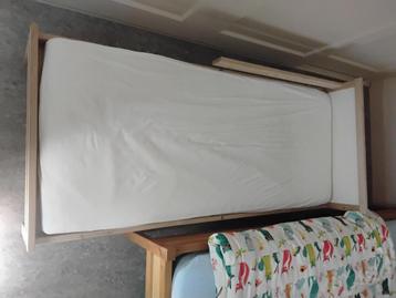 kinderbed beschikbaar voor biedingen