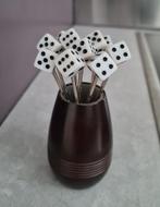 Vintage cocktailvorkjes (10 stuks) in potje - dobbelstenen, Huis en Inrichting, Ophalen of Verzenden, Zo goed als nieuw