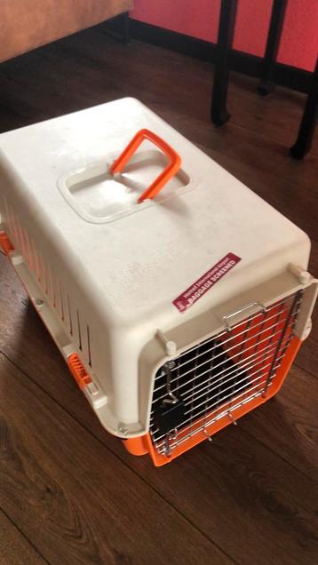 IATA goedgekeurde reismand transportbox reiskennel beschikbaar voor biedingen
