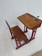 Oude schoolbank, Antiek en Kunst, Antiek | Meubels | Stoelen en Banken, Ophalen of Verzenden