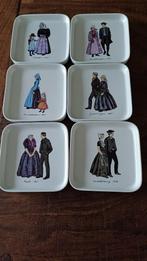 Villeroy & Boch decor Klederdrachten, 6x kleine vierkante sc, Huis en Inrichting, Keuken | Servies, Ophalen of Verzenden, Zo goed als nieuw