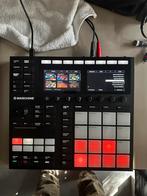 Native Instruments Mashine MK3, Muziek en Instrumenten, Midi-apparatuur, Ophalen, Zo goed als nieuw