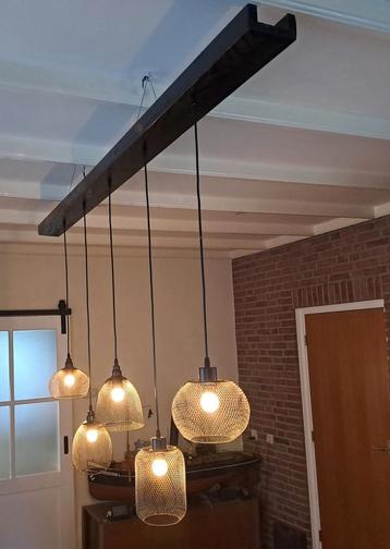 Hanglamp(en) in hoogte aanpasbaar beschikbaar voor biedingen