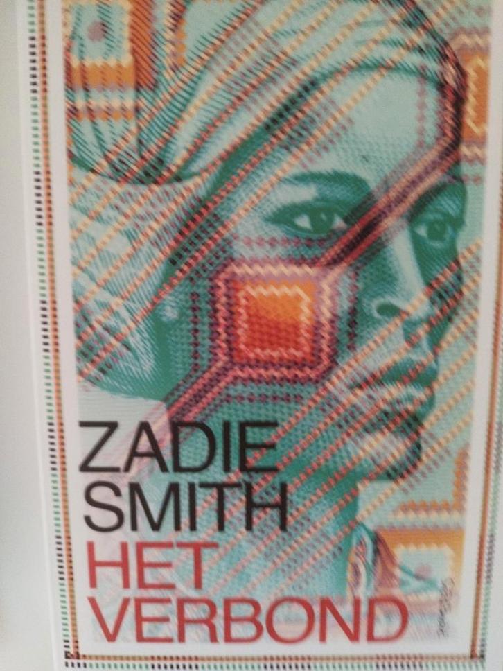 Zadie Smith - Het verbond, Boeken, Literatuur, Zo goed als nieuw, Ophalen of Verzenden