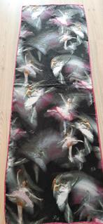Ted Baker mooie zijden shawl met ballerina print, Kleding | Dames, Mutsen, Sjaals en Handschoenen, Ted Baker, Sjaal, Zo goed als nieuw