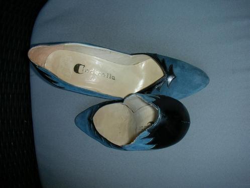 CINDERLLA elegante hoge PUMPS echt leer/suede zwart/blauw 39, Kleding | Dames, Schoenen, Zo goed als nieuw, Blauw, Ophalen of Verzenden