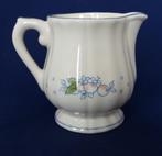 Gien France - melkkannetje met appeltjes, Huis en Inrichting, Keuken | Servies, Ophalen of Verzenden, Porselein, Overige stijlen