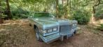 Cadillac Sedan Deville uit 1976, Auto's, Oldtimers, Achterwielaandrijving, Radio, Leder, Grijs