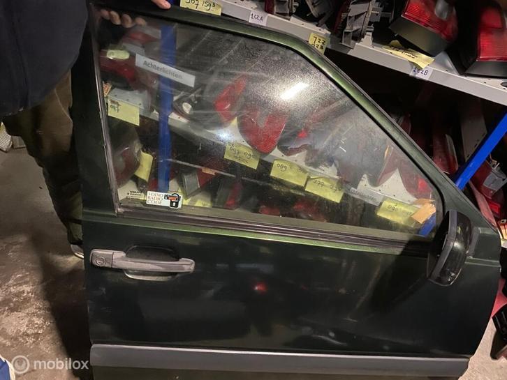 Portier rechtsvoor donkergroen 4-deurs Volvo 850 ('91-'96), Auto-onderdelen, Carrosserie en Plaatwerk, Deur, Volvo, Voor, Rechts